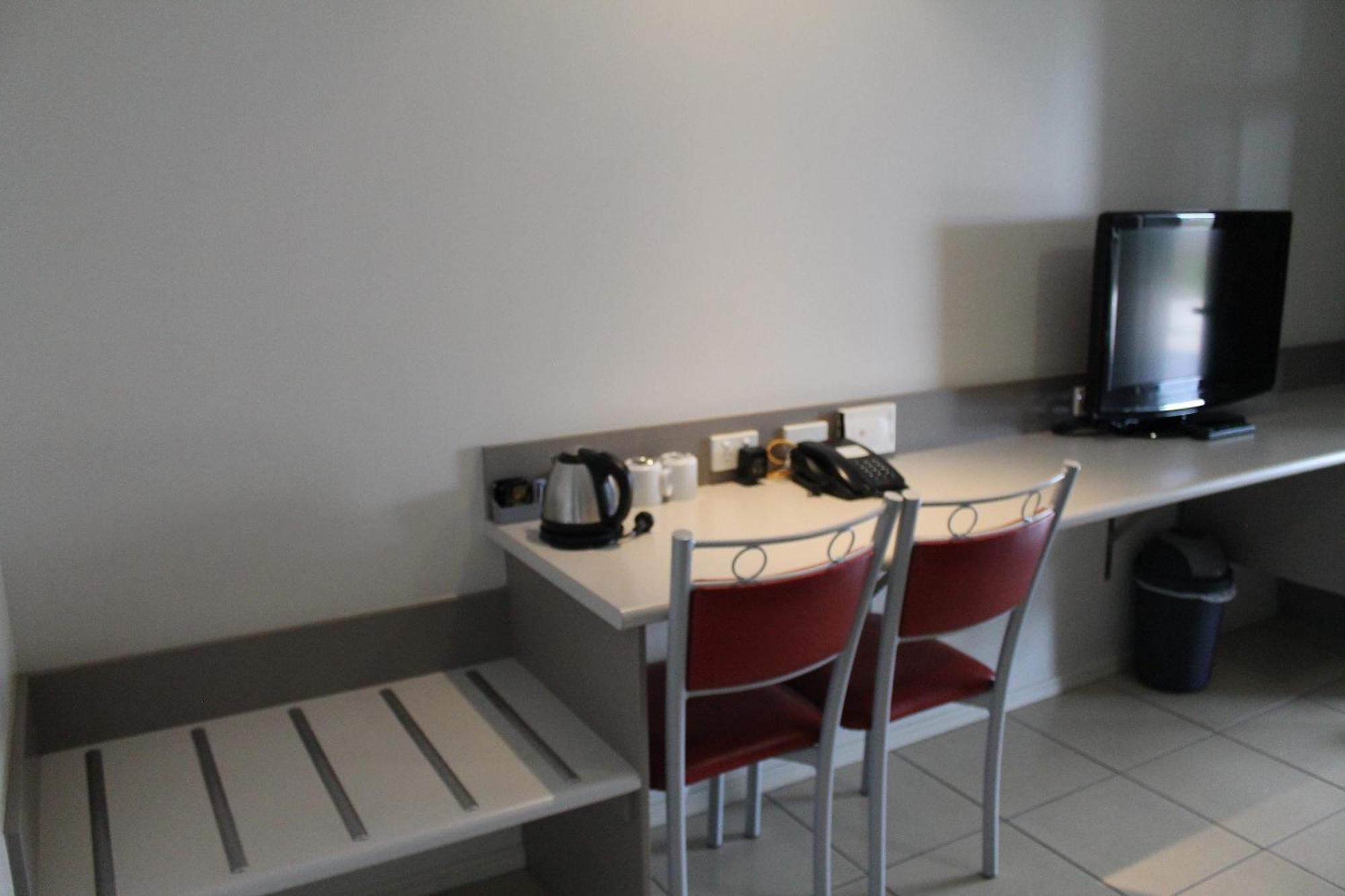 Blackwater Motor Inn Ruang foto