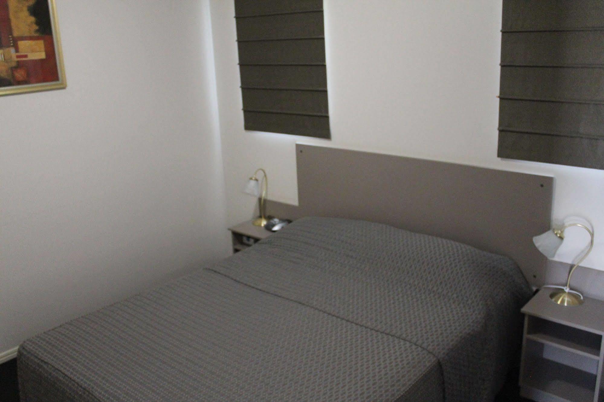 Blackwater Motor Inn Bagian luar foto